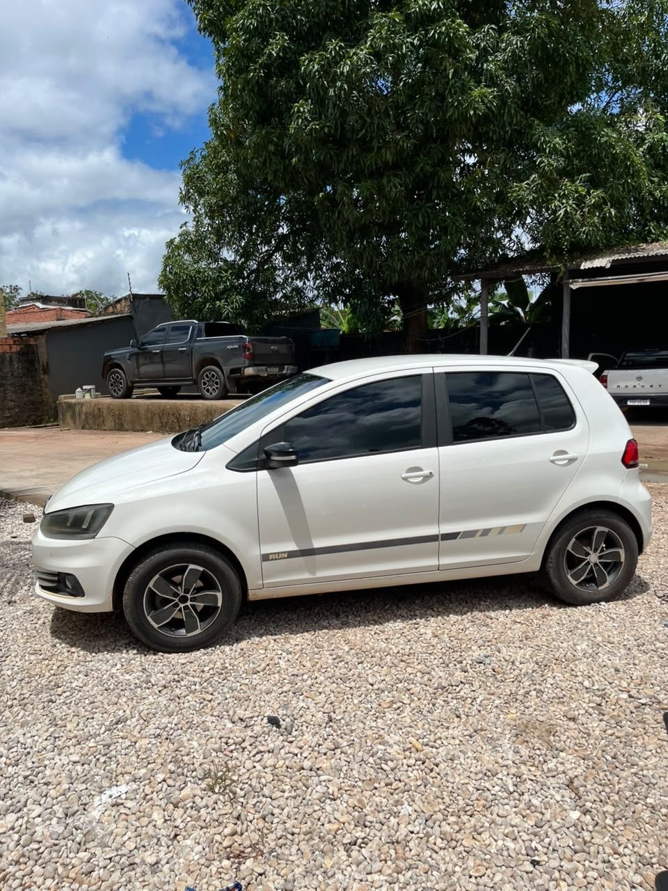 Volkswagen Fox Run 1.6 MSI — foto 4