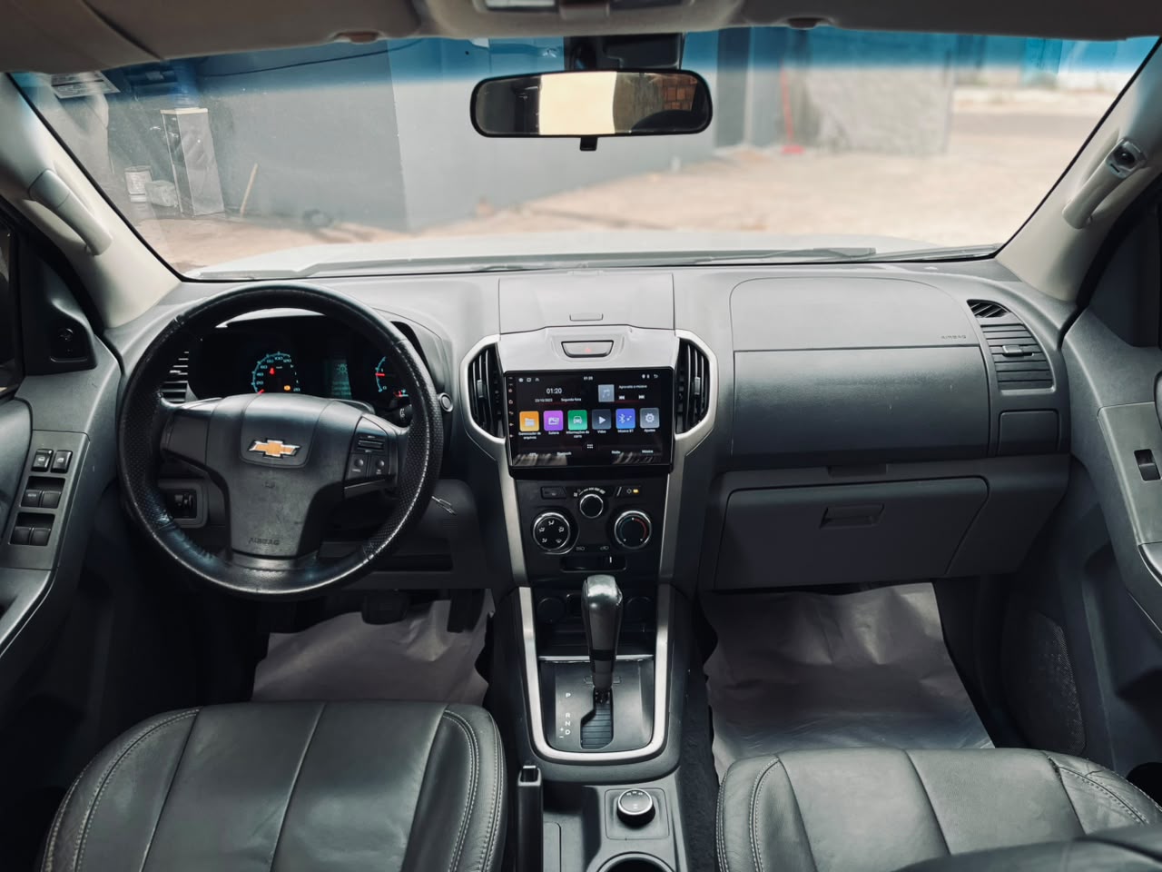 Chevrolet S10 LT 2.8 Diesel 4x4 Automática — foto 6